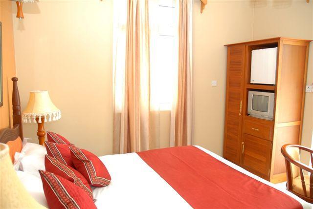 Hotel Poste La Fayette Poste Lafayette Екстериор снимка